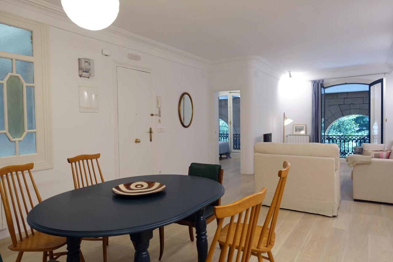 Arch. Apartment Сан Себастиан Екстериор снимка